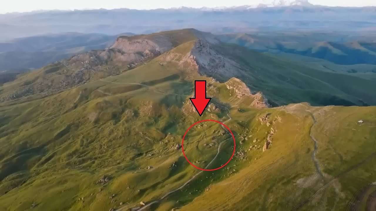 Montagne viste dall'alto Montagne viste dall'alto