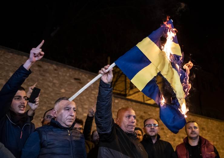 Proteste contro la Svezia dopo il rogo del Corano