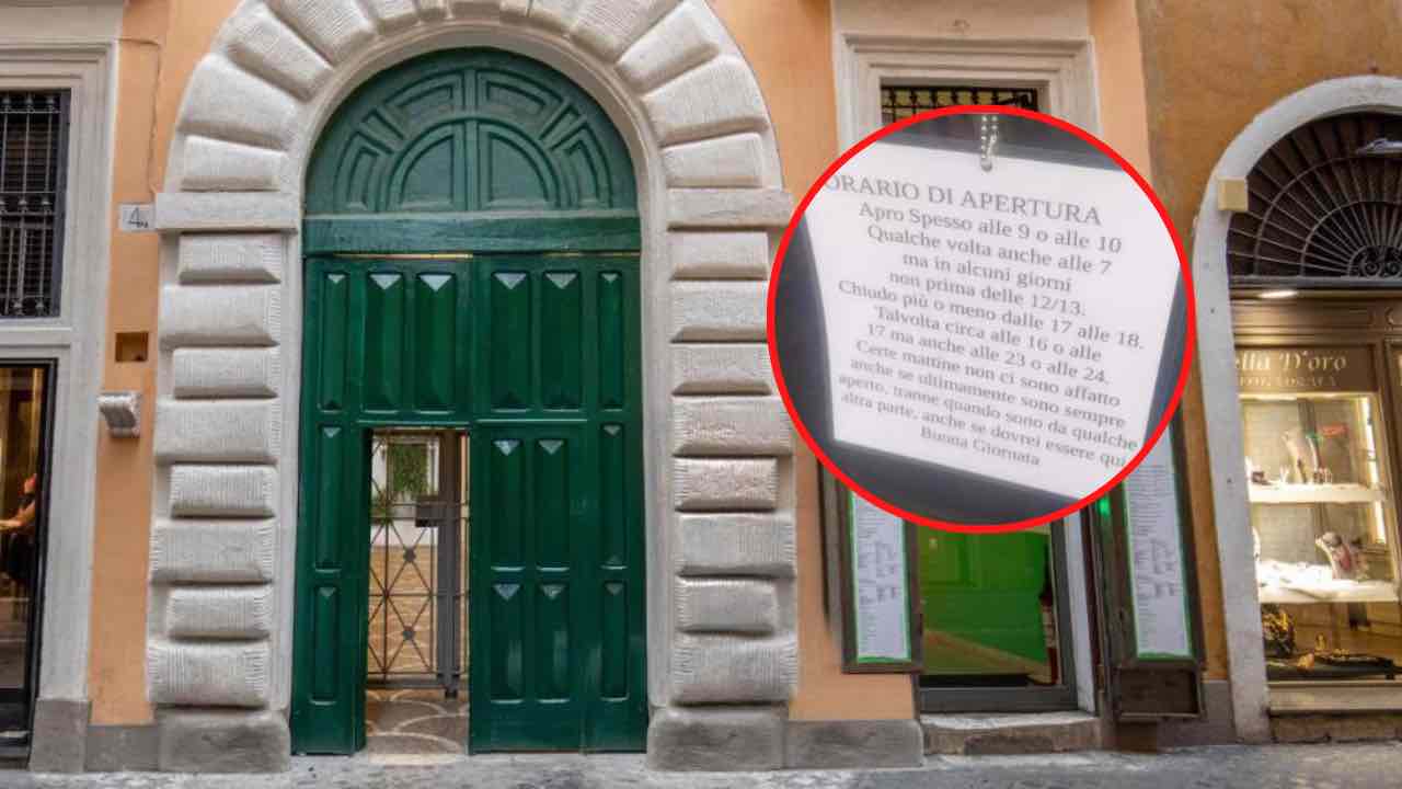 biglietto sul portone