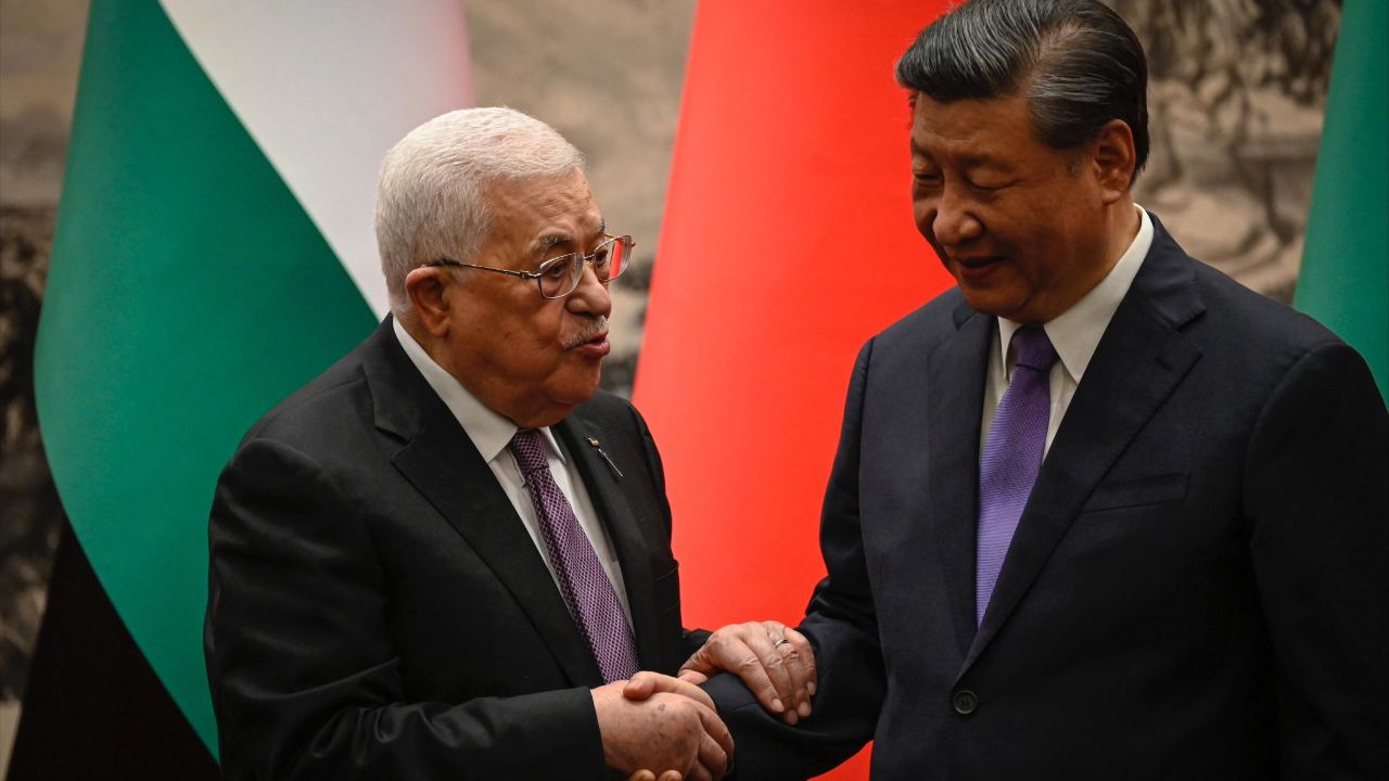 Xi Jinping e Abbas 