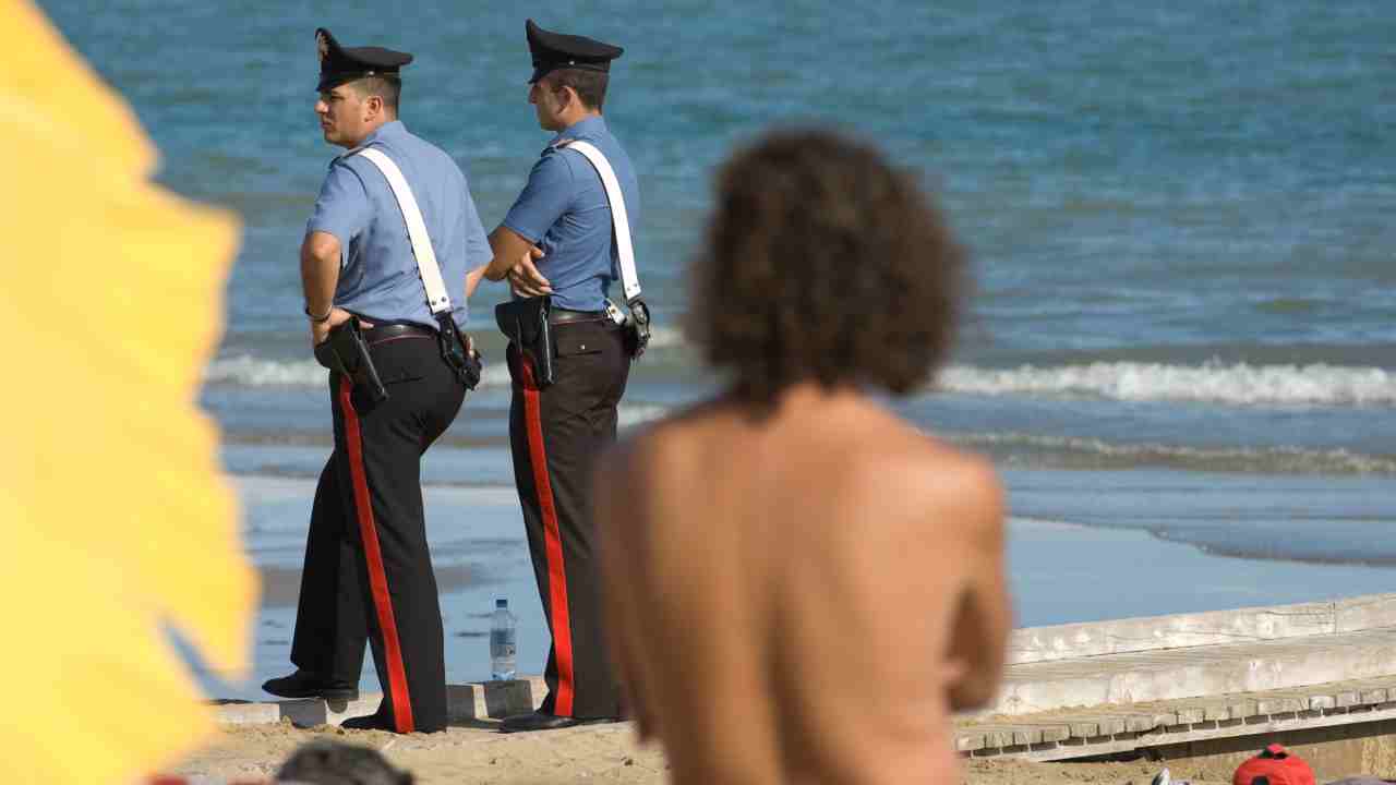 Carabinieri in spiaggia