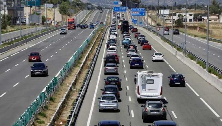 Macchine in autostrada