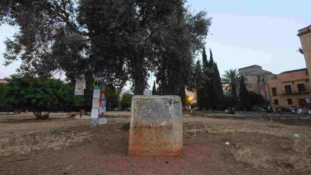 Targa in memoria di Giovanni Falcone