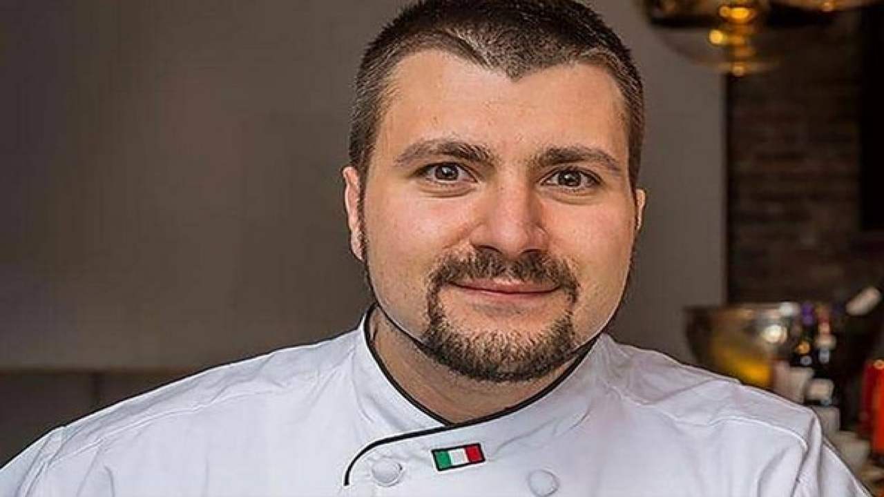 Chef italiano Riccardo Zebro