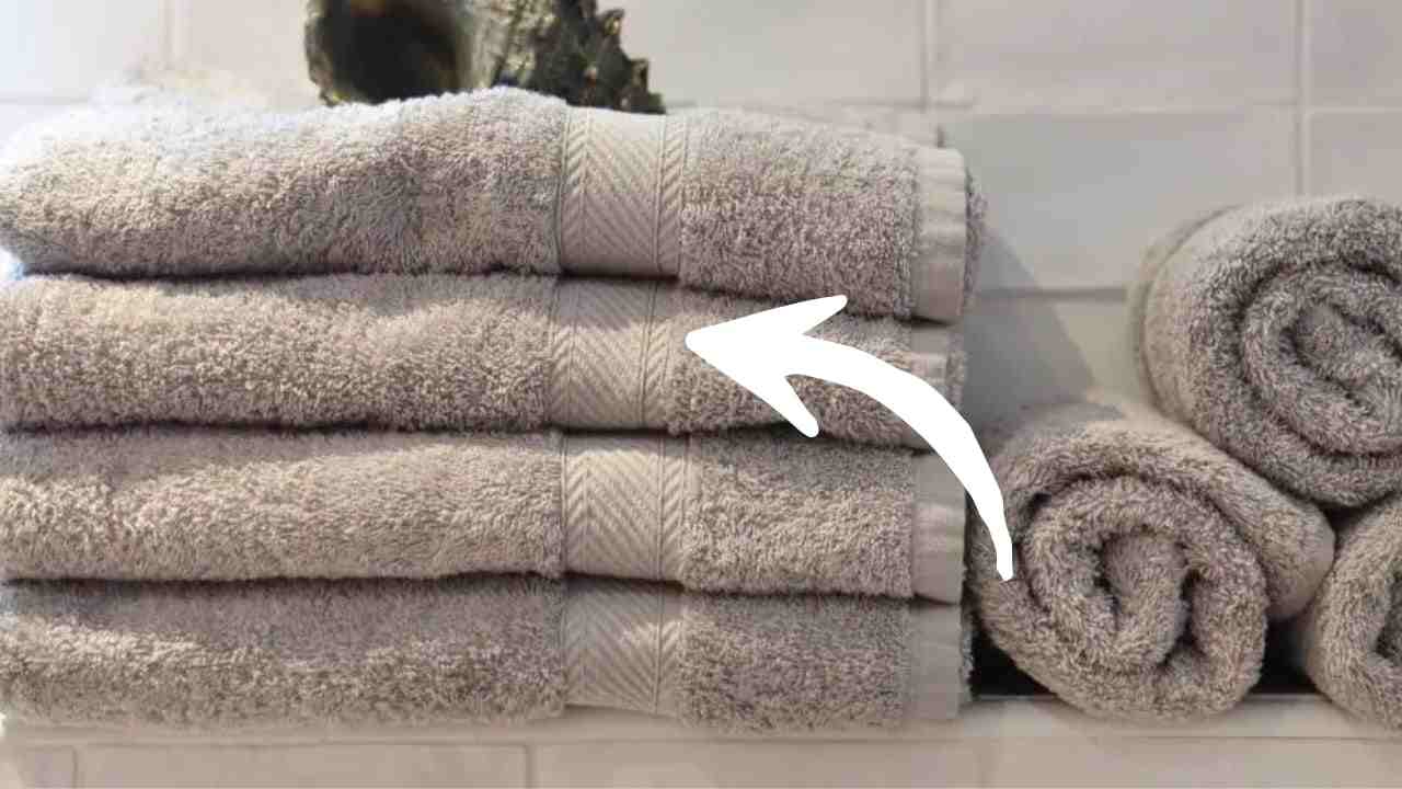 Perché su alcuni asciugamani ci sono delle strisce? Il motivo è importantissimo