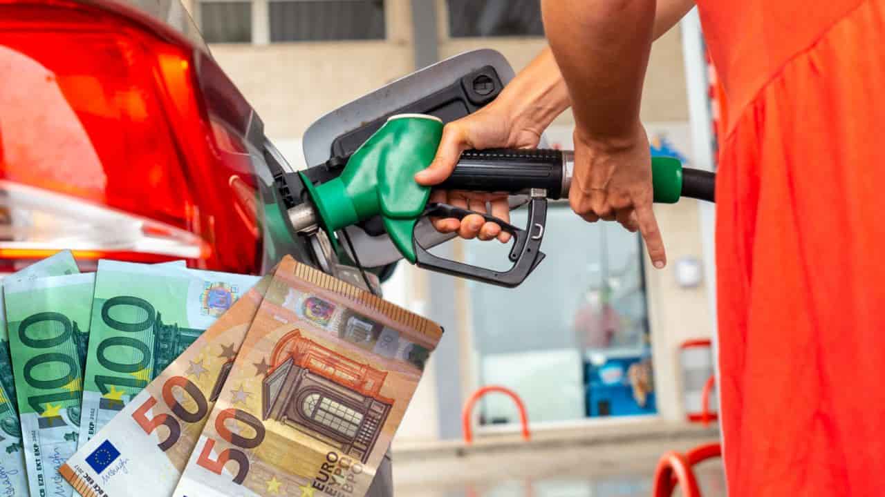 aumento prezzo benzina