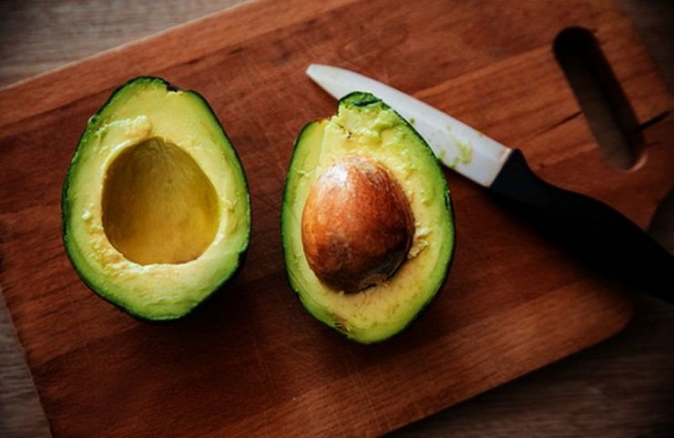 nocciolo di avocado