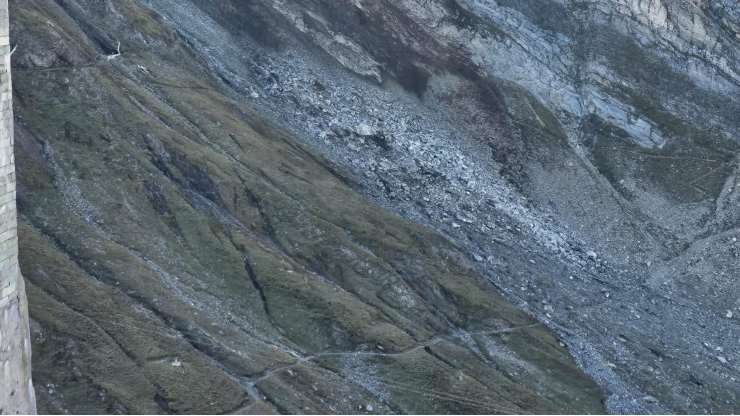 Immagine della frana in alta Val Formazza