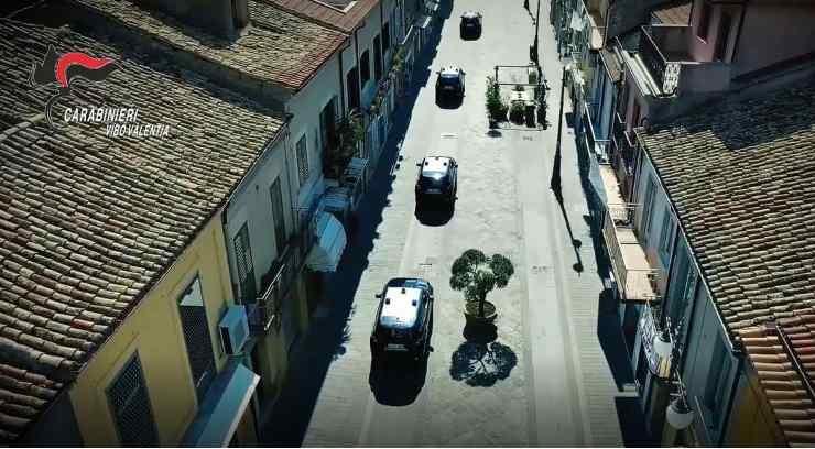 Volanti dei Carabinieri a Vibo Valentia