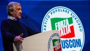 Paestum, il ministro degli Esteri Antonio Tajani nel corso del convegno di Forza Italia, Un futuro di Libertà