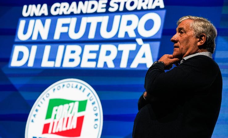Il ministro degli Esteri Antonio Tajani nel corso del convegno di Forza Italia