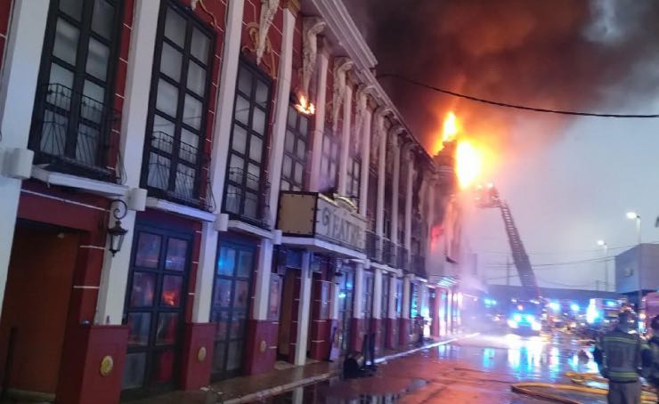 Murcia, discoteca in fiamme