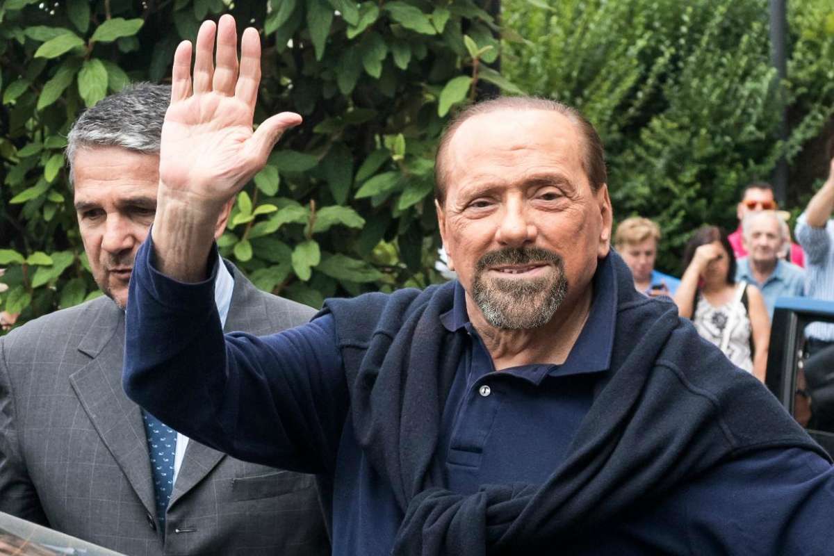Silvio Berlusconi con la barba